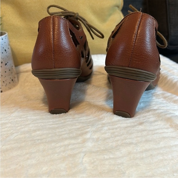 Gentle Souls Tan Leather Cutout Heels - Picture 8 of 8